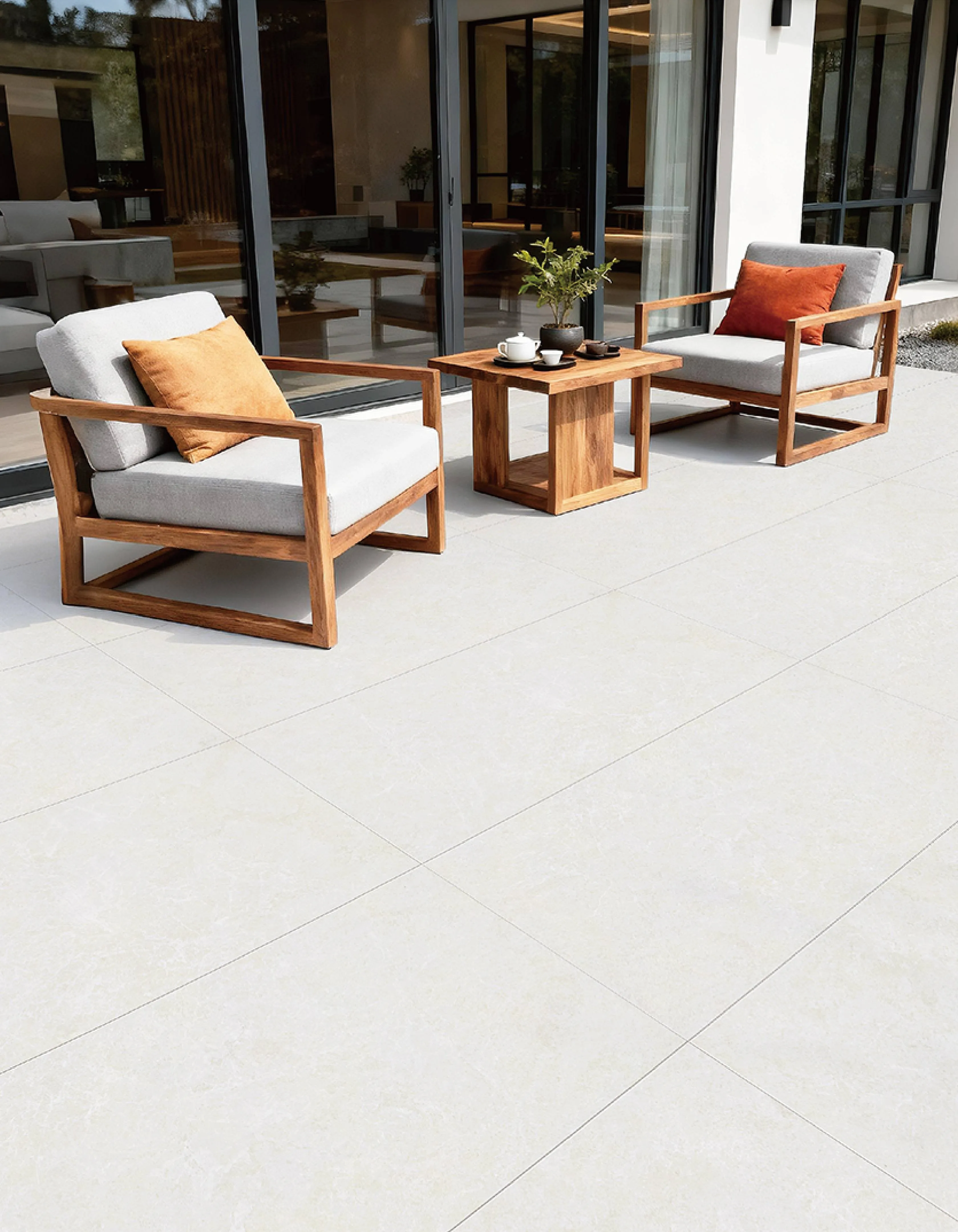 Pearl Ivory Fossil Limestone Stone-Look Outdoor Porcelain Pavers for Wall and Floor