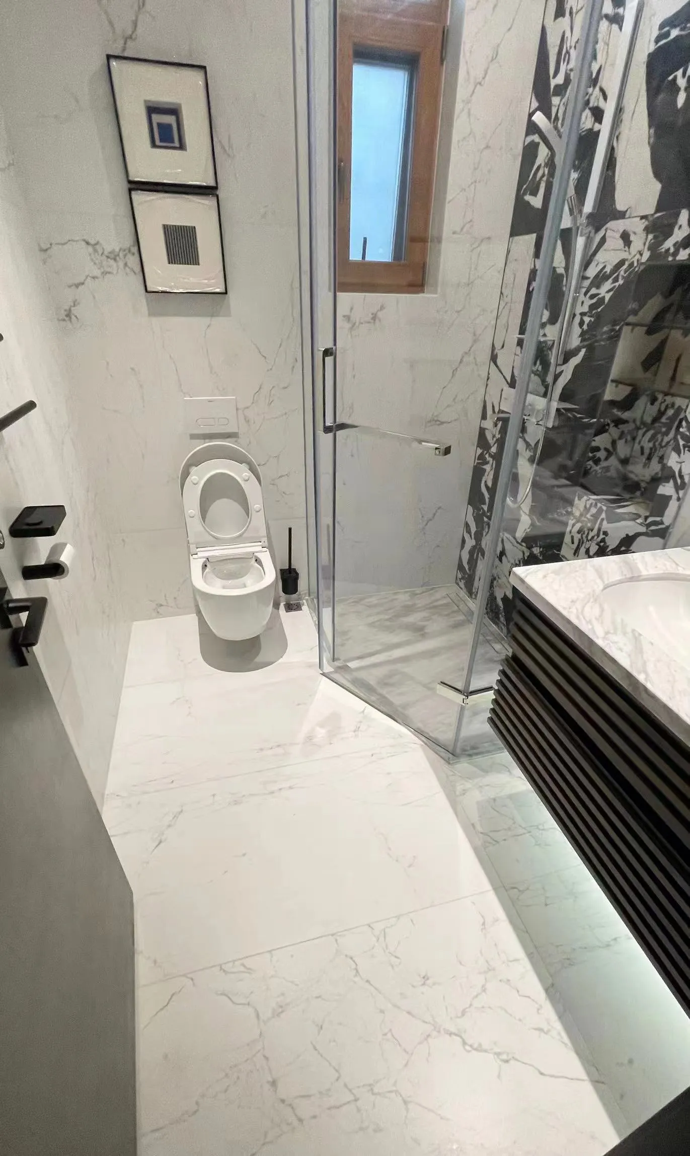 Marble-Look Bathroom with Breccia Marble Tile - Marble-Look Bathroom with Breccia Marble Tile 2