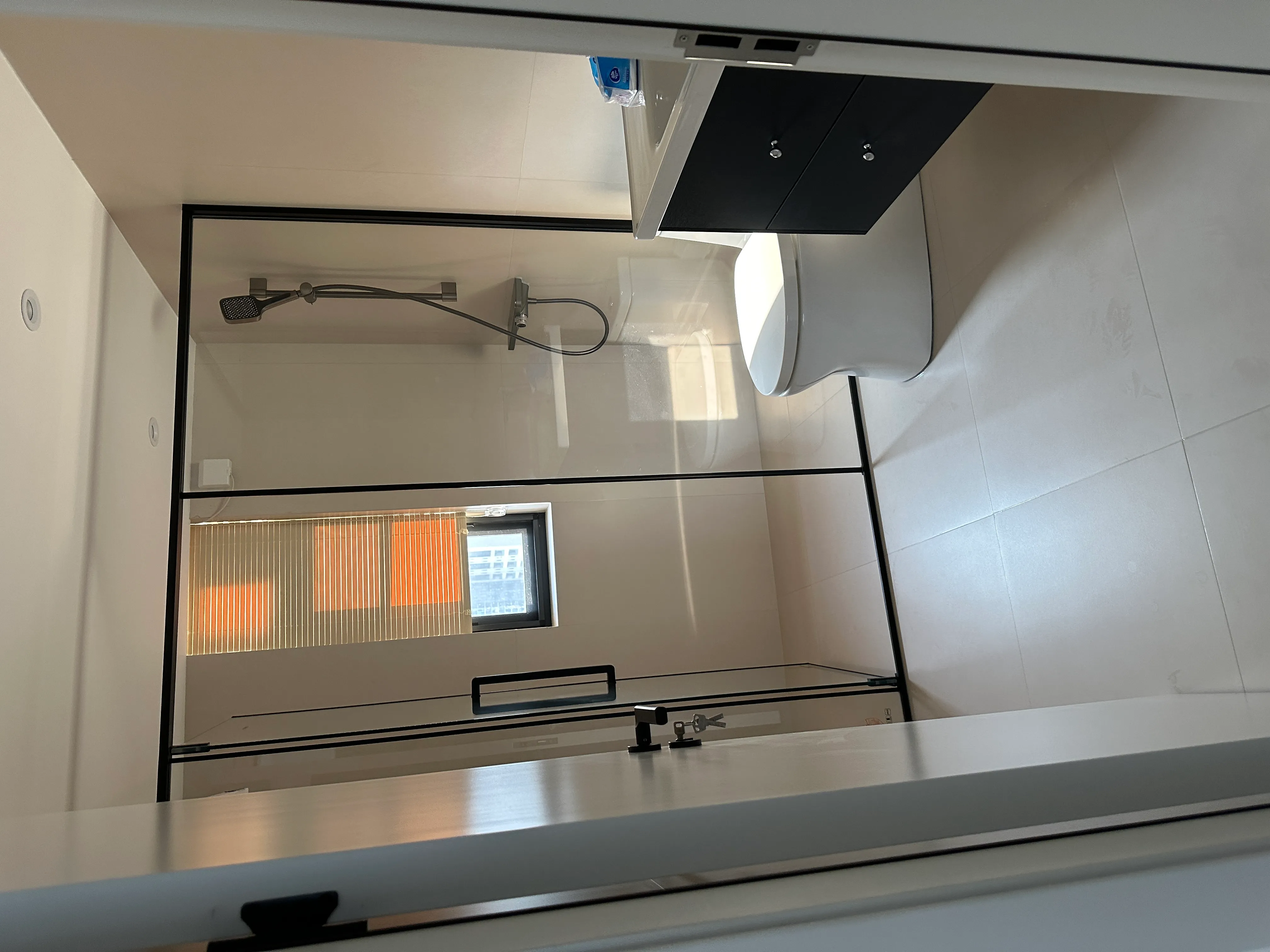 Modern Minimalist Apartment with Concrete Look Tiles - Modern Minimalist Bathroom with Concrete Look Tiles 2