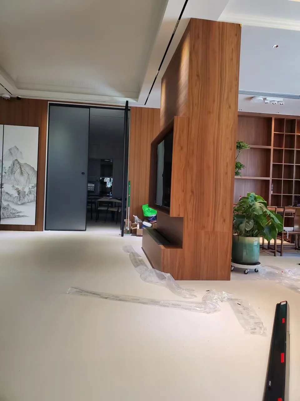 Neo Chinese Villa with Venetian Plaster Look Tiles - Neo Chinese Living Room with Venetian Plaster Look Tiles 7